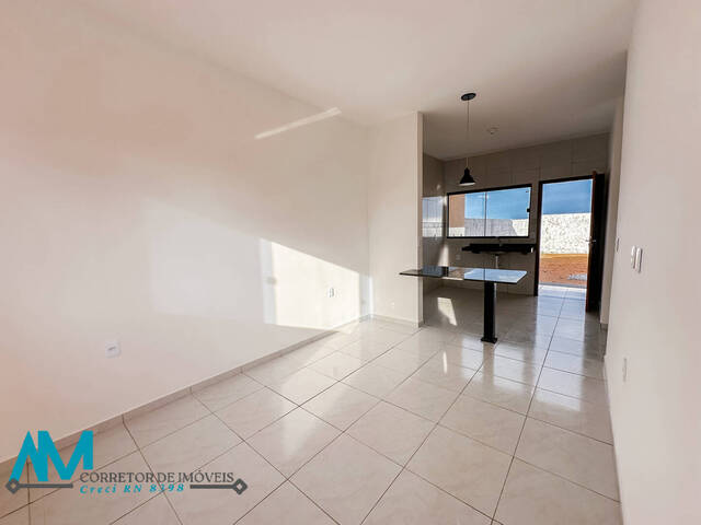 #0VE46 - Casa para Venda em Extremoz - RN